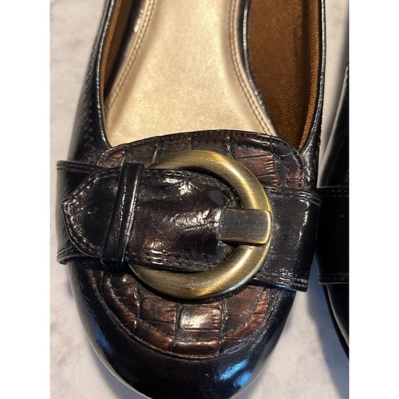 Life Stride Brown Patent low Wedge Gold Buckle Size 9 - Picture 2 of 6
